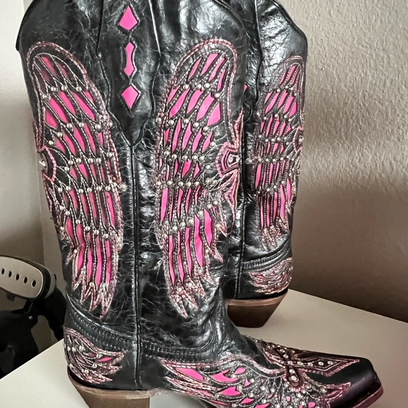 Corral Black and Pink Heeled Boots with Ornate Design - Picture 6 of 10